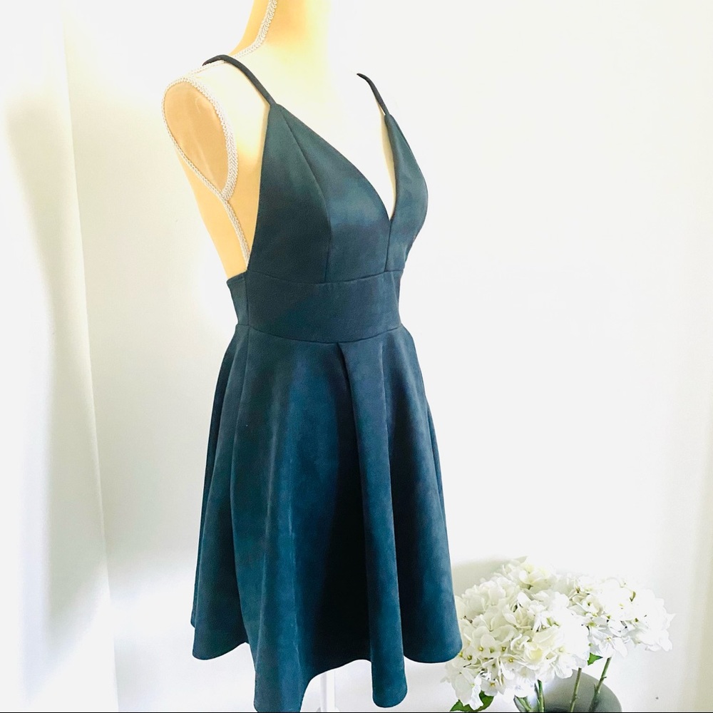 NWT💕Pretty Fit & Flare Dress SZ L/XL - Picture 3 of 15